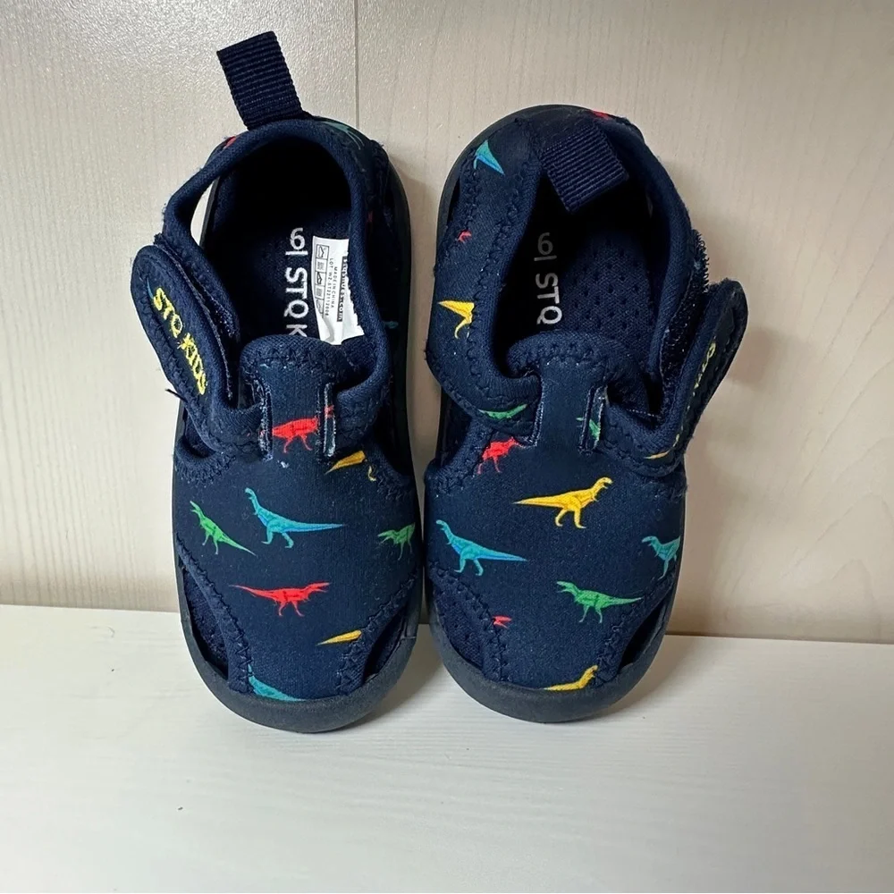 STQ Quick Dry Slip-On Water Shoes with Dinosaur Print Toddler Sz 6
